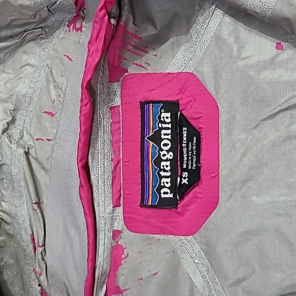 Patagonia raincoat - Picture 3 of 4